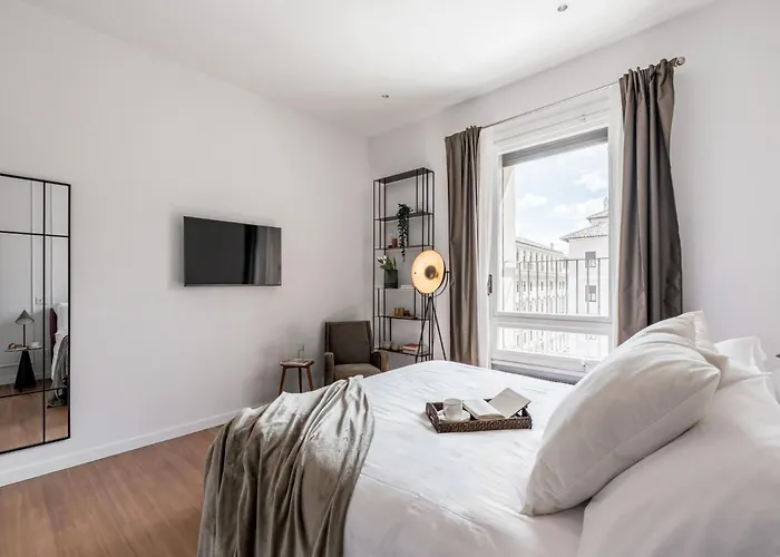 Apartamento The Rent - Prestigious Multi-bedroom Overlooking St. Peter's Roma
