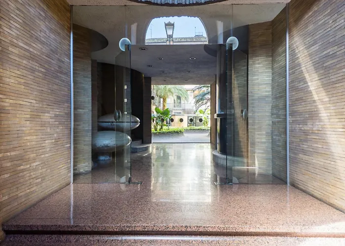 The Rent - Prestigious Multi-bedroom Overlooking St. Peter's Apartamento Roma