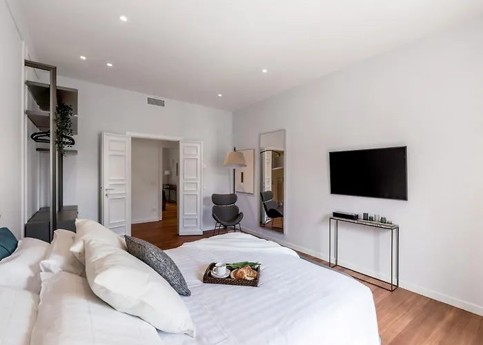 Apartamento The Rent - Prestigious Multi-bedroom Overlooking St. Peter's Roma