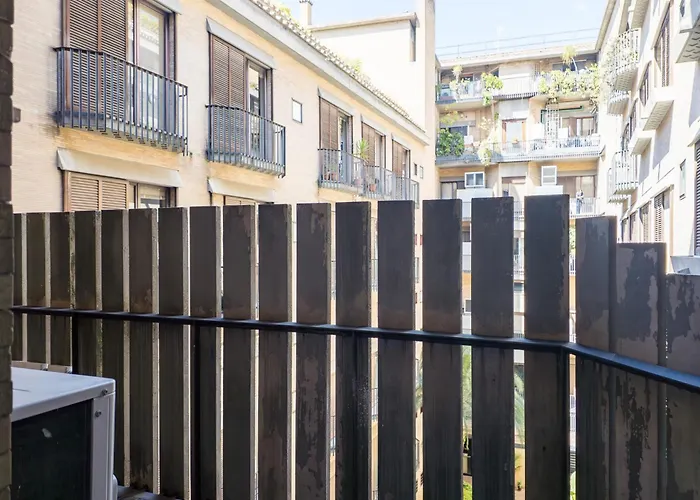 The Rent - Prestigious Multi-bedroom Overlooking St. Peter's Roma