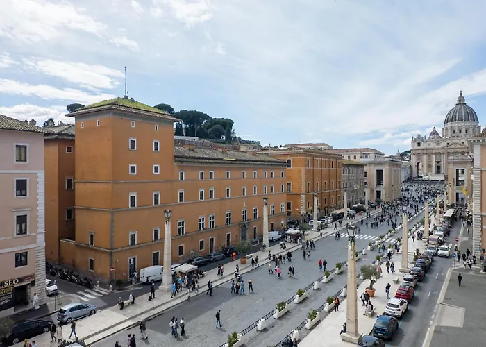 The Rent - Prestigious Multi-bedroom Overlooking St. Peter's